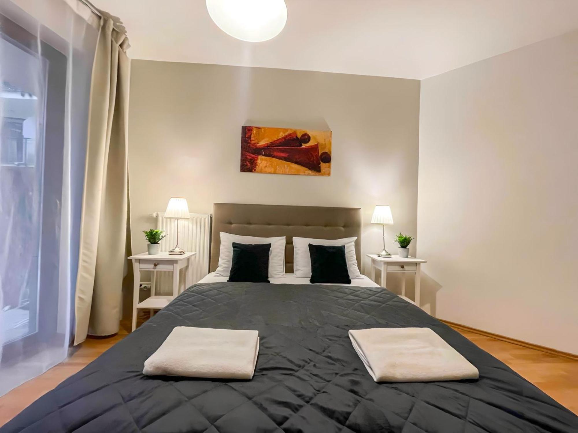 K321 Elitehost Kiraly Apartmán *